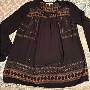 Size Large black tunic blouse